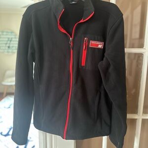 NWT Mens New Balance Black and Red Zip-Up Jacket Small